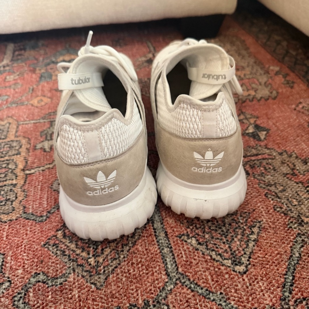 Adidas Tubular Radial - Picture 7 of 9